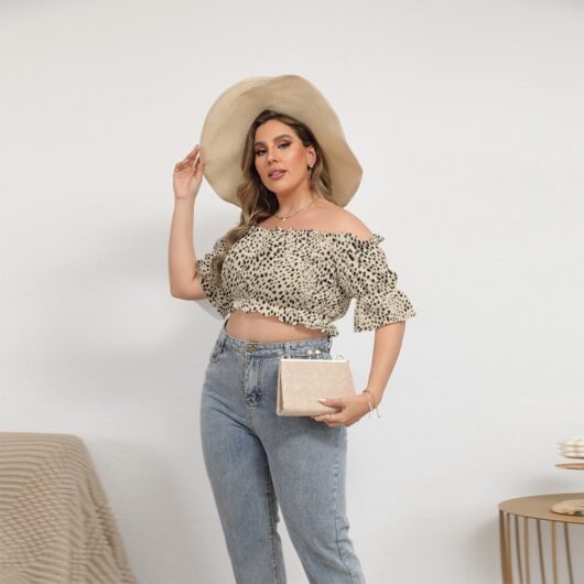 Women's Off-shoulder Cropped Top With Short Puff Sleeve - Image 2